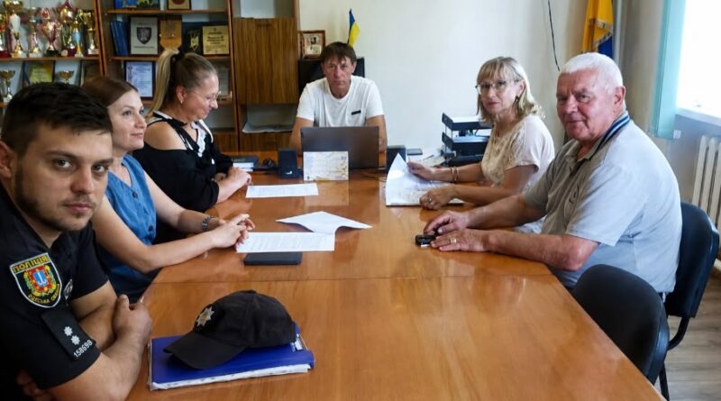 04 серпня начальник відділу економіки та агропромислового розвитку Білгород-Дністровської районної державної (військової) адміністрації МЕДУШІВСЬКА Олена Вікторівна взяла участь у робочому виїзді комісії з питань дотримання законодавства про працю Плахтіївської сільської ради.